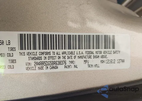 2011 Chrysler Town & Country Touring из США, поврежденный, VIN 2A4RR5DG5BR638376